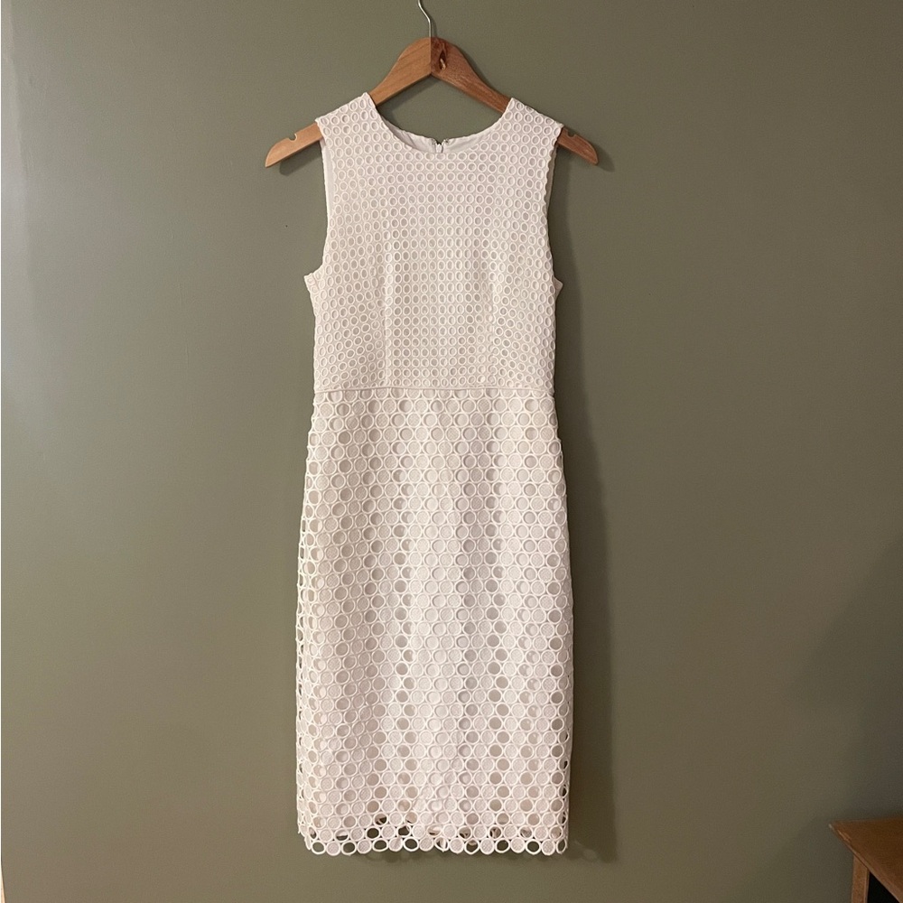 Ann Taylor Textured White Sheath Dress 0